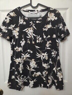 Black Floral Short-Sleeve Tee by Isacc Mizrahi LIVE